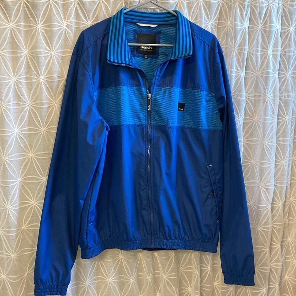 Bench Lightweight Jacket - Picture 2 of 12